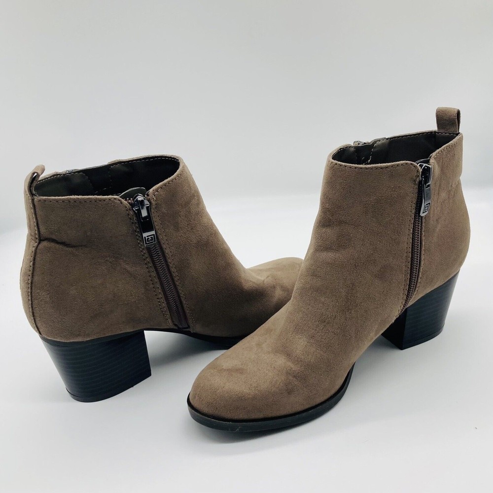 Liz Claiborne Refined Comfort Sz 7M Suede Ankle Boots Zip Closure Block Heel Tan - Picture 11 of 12